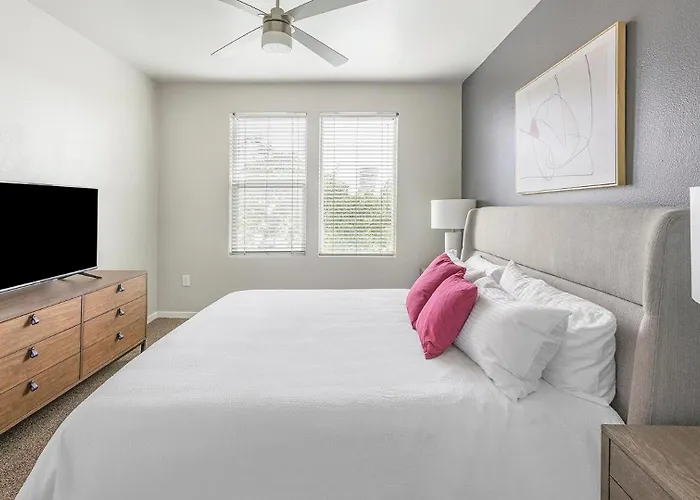 Landing Stylish 1Bd Pool Clubhouse Apartament